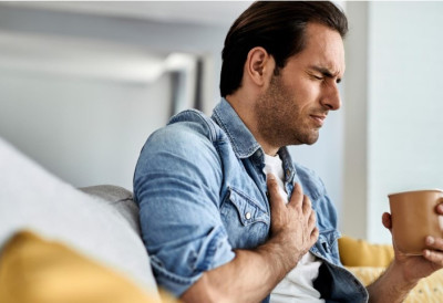 ТИХИ ИНФАРКТ НЕ БОЛИ, АЛИ МОЖЕ ДА БУДЕ КОБАН! Препознајте знакове које један од пет људи ЗАНЕМАРУЈЕ и реагујте одмах – ПОЗОВИТЕ ХИТНУ!