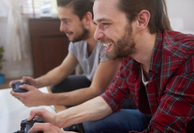 ИГРАЈ И ЗАРАДИ! Компанија из комшилука тражи професионалне играче ПЛАТА ПО САТУ И БОНУСИ ЗА ПОБЕДЕ