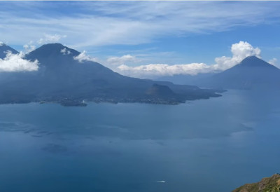 НА ДНУ ЈЕЗЕРA ОТКРИВЕН ПРАСТАРИ ГРАД, ТУ СУ ТРГОВИ, КУЋЕ, СПОМЕНИЦИ Неисцрпна ризница тајни древних Маја