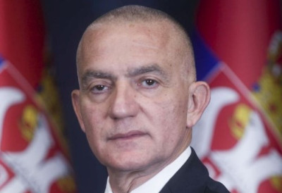 „Неприхватљиво је да се ОСНОВНО ЉУДСКО ПРАВО доводи у питање“ ВУЈИЋ ПОНОВО ПОЗВАО СУД У ХАГУ да омогући ЛЕЧЕЊЕ ГЕНЕРАЛА МЛАДИЋА У СРБИЈИ