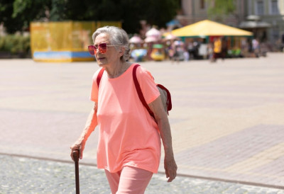 СТАРИЦУ УБИО ВЕТАР?! Трагедија на пешачком прелазу збунила истражитеље