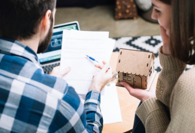 КОЈА НЕКРЕТНИНА се највише исплати - СТАН, ЗИДАНА ИЛИ МОНТАЖНА КУЋА? Стручњаци откривају где се НАЈЧЕШЋЕ ГРЕШИ при куповини крова над главом