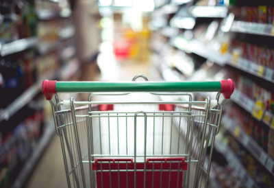 DVA VELIKA MALOPRODAJNA LANCA SE SPREMAJU ZA ULAZAK U SRBIJU Poznati po niskim cenama i diskontu