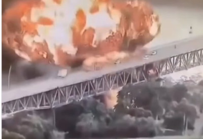 (ВИДЕО) ХОРОР У ПАНАМИ, ЕКСПЛОДИРАО ТАНКЕР, ДИМ ОТИШАО КИЛОМЕТРИМА У ВИС! Могућност диверзије није искључена!