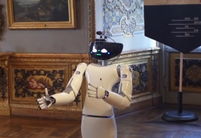 (ВИДЕО) ТОРИНО ДОБИО КУСТОСА С ТОЧКОВИМА И КАМЕРАМА – УПОЗНАЈТЕ Р1! Не касни, не умара се и увек има одговор!