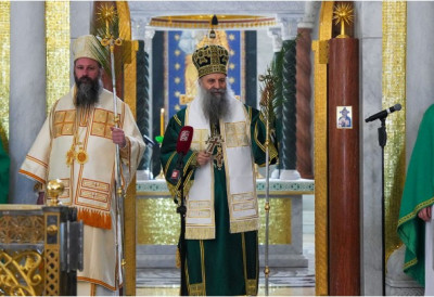 ПАТРИЈАРХ СРПСКИ ПОРФИРИЈЕ НА ЦВЕТИ Гопод нас позива на преображај и покајање
