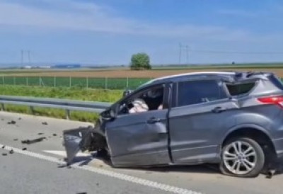СТРАШНО, СТРАДАЛИ МОМАК И ДЕВОЈКА, ВОЗАЧА КОНТАКТИРАЛИ ПРЕКО АПЛИКАЦИЈЕ ЗА ПРЕВОЗ Нови детаљи трагедије која је однела 4 живота