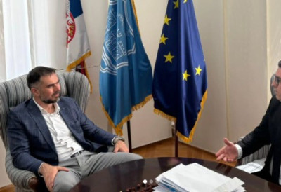 ГРАДОНАЧЕЛНИК НОВОГ САДА ЖАРКО МИЋИН Настављамо јачање мера за још бољу будућност породице и деце