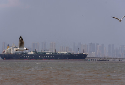 ОТЕЖАНО ПОНОВНО ОТВАРАЊЕ ПЛОВНОГ ПУТА Иран не може да лоцира мине у Ормуском мореузу, САД страхују да је ТО ЗА ЊИХ НЕМОГУЋА МИСИЈА