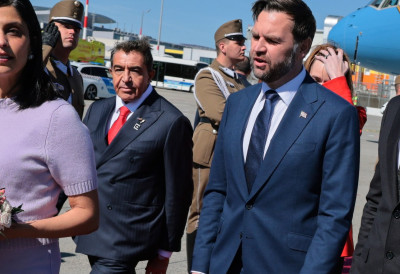 СПЕЦИЈАЛАН ГОСТ НА ВЕЧИТОМ ДЕРБИЈУ: Трампов човек од поверења стиже у Београдску арену