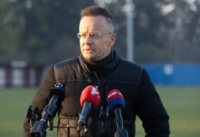 ПЕТЕР СИЈАРТО СЕ БОРИ СА ТЕШКОМ БОЛЕШЋУ Министар открио кроз шта пролази: „Најскупље је изгубљено време“