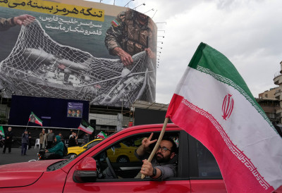 ТЕНЗИЈЕ РАСТУ Америчке бродове који блокирају луку ће "ПОСЛАТИ НА ДНО МОРА"