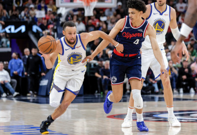 БОГДАН СA КЛУПЕ ГЛЕДАО КАРИЈЕВ ШОУ: Клиперси завршили сезону