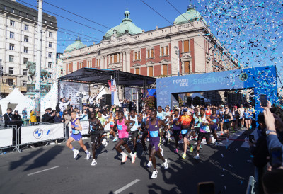ПОЧЕО 39. БЕОГРАДСКИ МАРАТОН На улицама престонице 14.500 тркача из 79 земаља
