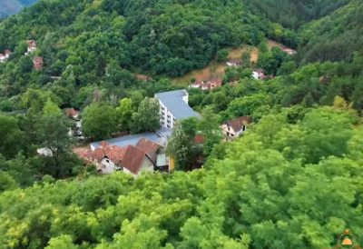 ИДЕАЛНО МЕСТО ЗА ОДМОР ЖИВАЦА Ова бања у Србији лечи нервни систем и пружа мир какав нисте доживели ЦЕНА СМЕШТАЈА ИСПОД 1.000 ДИНАРА!