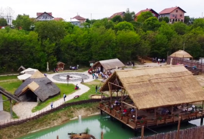 Уранак у Келтском селу ПРОВЕДИТЕ ПРАЗНИК УЗ ЧУВЕНИ ПРВОМАЈСКИ ПАСУЉ Капије се отварају у 10 сати