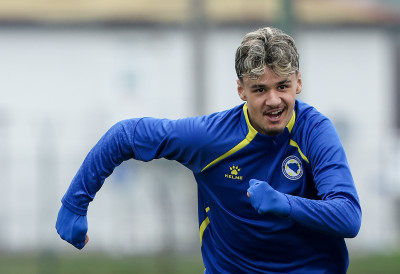 БОСАНСКИ ВУНДЕРКИНД ЗАЛУДЕО ЕВРОПУ: Италијани нуде 25 милиона, али укључили су се и Енглези