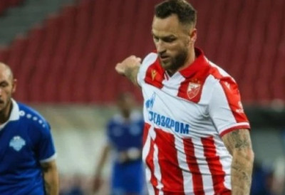 МАРКО АРНАУТОВИЋ О ЛЕТЊЕМ ПРЕЛАЗНОМ РОКУ: "Хтео сам да појачам Рапид"