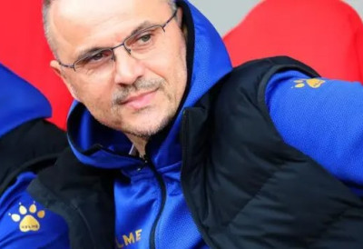 ЦРНОГОРСКИ СТРУЧЊАК ВИШЕ НИЈЕ ТРЕНЕР РАДНИЧКОГ: Крагујевчани се захвалили Божидару Бандовићу