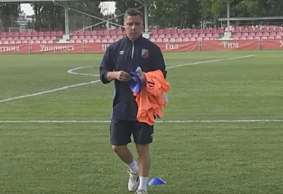 МИЛАН БЕЛИЋ ИЗМЕЂУ ГОЛГЕТЕРСКЕ ПРОШЛОСТИ И ТРЕНЕРСКИХ ИЗАЗОВА: Фудбал као пут, рад као правило