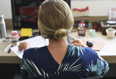 ШЕФИЦА РАЧУНОВОДСТВА (53) ПРЕКО ЛАЖНИХ РАЧУНА ИЗВЛАЧИЛА НОВАЦ ИЗ ФИРМЕ  Присвојила више од 600.000 евра