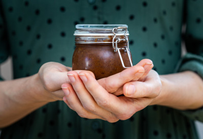 (ВИДЕО) Кад Дида с Велебита препоручи КАШИКА ОВОГ „ЗЛАТА“ ЧИНИ ЧУДА Три састојка за снагу, лепоту и добро расположење