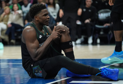 КОШАРКАШ МИНЕСОТЕ ЕНТОНИ ЕДВАРДС ПОВРЕЂЕН: Пропушта шести меч против Денвера