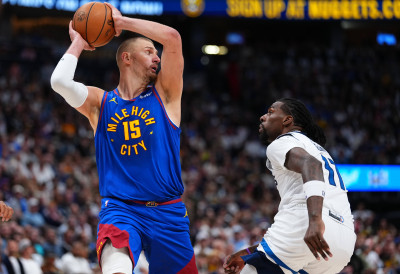 Јокић забележио дабл-дабл ШОКАНТАН ПОРАЗ ДЕНВЕРА: Минесота изједначила на 1:1 у четвртфиналу плеј-офа Западне конференције НБА лиге