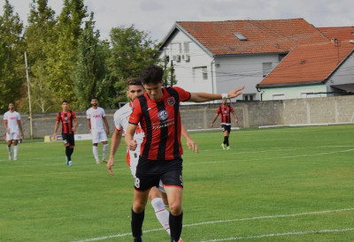 КИША ГОЛОВА НА СЛАНОЈ БАРИ: Борац бољи од Кабела