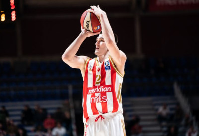 МИЉЕНОВИЋ ПРЕД ДУЕЛ ЦРВЕНЕ ЗВЕЗДЕ И ПАРИЗА: "Морамо да будемо добри у одбрани и зауставимо њихове контре"