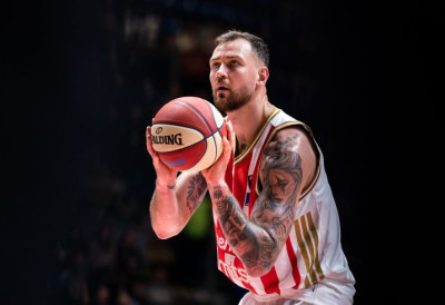 НА ДАН УТАКМИЦЕ СЕЗОНЕ: Звездин странац Мотиејунас се вратио у Литванију