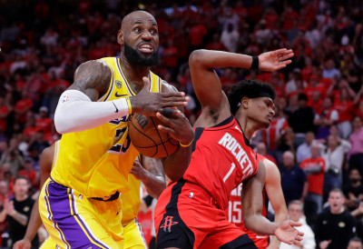 НБА ЛИГА: Лос Анђелес Лејкерси повели 3:0 против Хјустона у плеј-офу