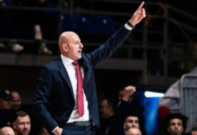 ОБРАДОВИЋ ПРЕД ВЕЧИТИ ДЕРБИ: "Очекује нас тежак мини циклус, жао ми је што АБА лига није имала разумевања"