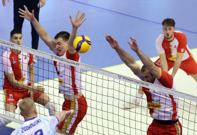 ВОША УЗ ХУК С ТРИБИНА ДО ФИНАЛА: Одбојкаши дочекују Звезду, имају меч лопту на Спенсу