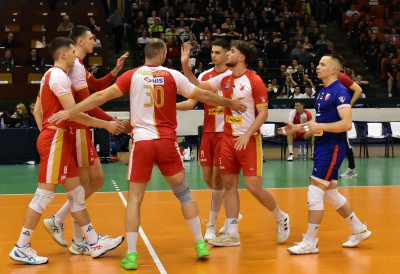 ОДБОЈКАШИ ВОЈВОДИНЕ ВЕЧЕРАС ПОЧИЊУ БОРБУ ЗА ТИТУЛУ: Реприза финала – лекција и мотив за реванш