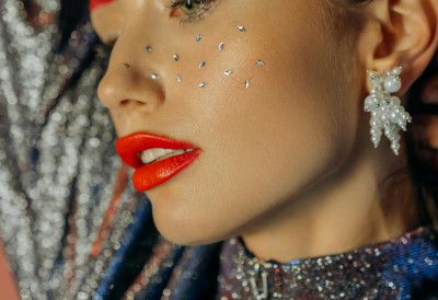 НОВАЦ ЋЕ ИМ СЕ САМО ГОМИЛАТИ Ова 3 знака Зодијака улазе у „ПЕТОЛЕТКУ“ СРЕЋЕ Док ће остали једва крпити крај с крајем, они ПОСТАЈУ МАГНЕТ ЗА ПАРЕ