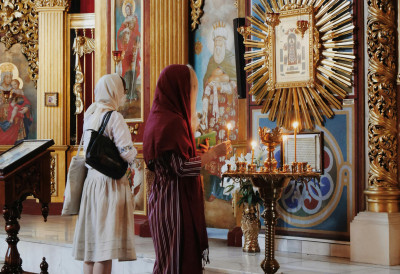 Заштитник оних који ПАТЕ ОД БОЛОВА Верници сутра славе ВАЖАН ПРАЗНИК Ево шта обавезно морате да урадите ако вас ЗАБОЛИ ЗУБ