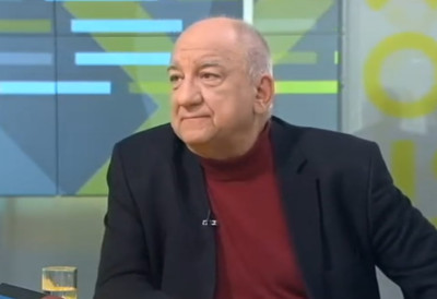 СВИ ГА ЗНАМО КАО ИВАНА БЕКЈАРЕВА, А МАЛО ЈЕ ПОЗНАТО ДА ЈЕ НАШ ГЛУМАЦ ВИШЕ ПУТА МЕЊАО ПРЕЗИМЕ Овако је говорио: Ми смо једини Бекјареви на свету!