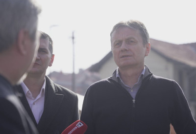 „БИЋЕ ТО НАЈВЕЋИ СКУП ИКАДА, ОЧЕКУЈЕМО ПРЕКО 100.000 ЉУДИ“ Глишић потврдио: СНС ОКУПЉА ПРИСТАЛИЦЕ НА ВИДОВДАН, трајаће три дана