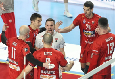 БРАНИЛАЦ ТИТУЛЕ БЛИЖИ НОВОМ ФИНАЛУ: Раднички надиграо Карађорђе