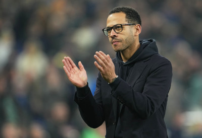 ЧЕЛСИ ОТПУСТИО ЛИЈАМА РОСЕНИОРА: Тренер потписао на шест година, а отишао после три месеца