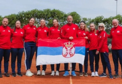 БИЛИ ЏИН КИНГ КУП: Србија савладала и Литванију, прва у А групи