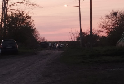 (ФОТО, ВИДЕО) ОКОНЧАНА ПОТЕРА: Украо ауто, ПУЦАО НА ПОЛИЦИЈУ, па побегао у атаре! УХАПШЕН ОСУМЊИЧЕНИ мушкарац!