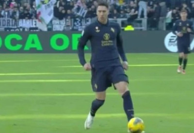 ДУШАН ВЛАХОВИЋ СЕ ПОНОВО ПОВРЕДИО: Јувентус савладао Ђенову