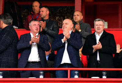 "Не потцењујем Партизан, али Војводина спремнија за Европу" ДРАГОЉУБ ЗБИЉИЋ ИЗМЕЂУ ДУЕЛА СА ЦРНО-БЕЛИМА И ЖЕЛЕЗНИЧАРОМ: "Панчевци играју тренутно најбољи фудбал - Желимо да заоштримо конкуренцију наредних година"