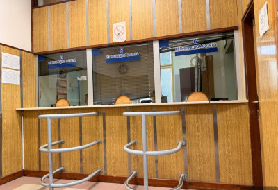 ЧАЧАНИ ПРЕД ПУЦАЊЕМ Регистрација аутомобила постала права агонија ЕВО ЗАШТО
