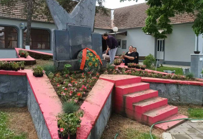 МЕШТАНИ СРЕЂУЈУ ОГАР Заједничким снагама за лепше и уређеније село