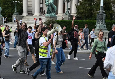 У Београду протестна шетња студената у блокади