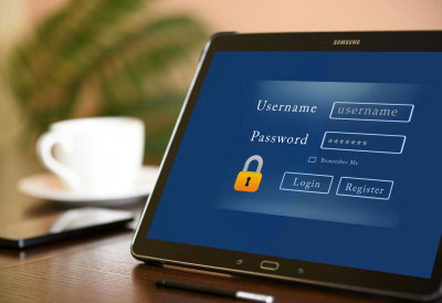 СУТРА ЈЕ ДАН ЛОЗИНКИ, А ВЕСТИ СУ ЛОШЕ Већина налога није безбедна ЕВО ШТА НИКАКО НЕ СМЕТЕ ДА КОРИСТИТЕ