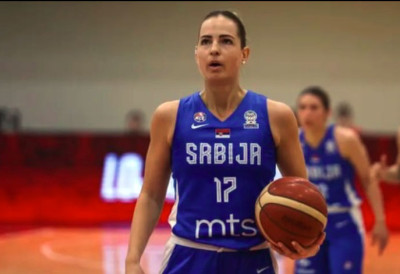 НОГИЋ ЕФИКАСНА У WNBA ЛИГИ Јована на дебију постигла 19 поена (ВИДЕО)